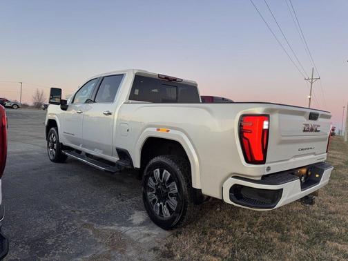 2024 GMC Sierra 2500 Denali