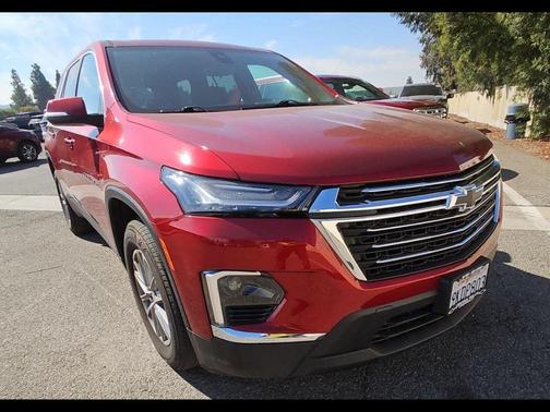 2023 Chevrolet Traverse LT Cloth