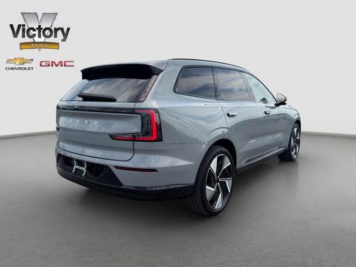 Vapour Grey Metallic 2025 Volvo EX90 Ultra, Twin Motor Performance, Fully electric, 7 Seats
