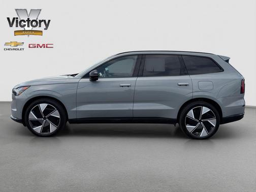 Vapour Grey Metallic 2025 Volvo EX90 Ultra, Twin Motor Performance, Fully electric, 7 Seats