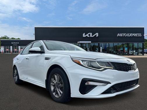 2020 Kia Optima LX Auto