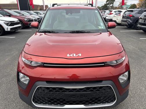 2022 Kia Soul LX IVT