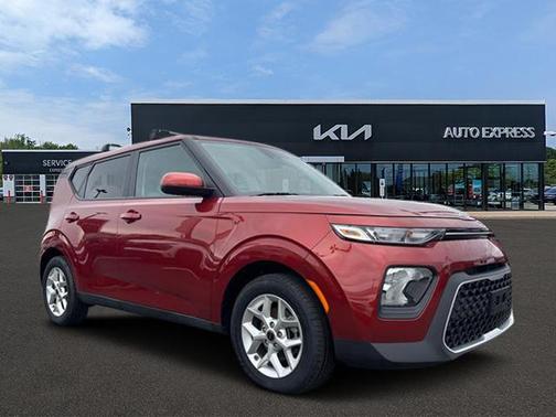 2022 Kia Soul LX IVT