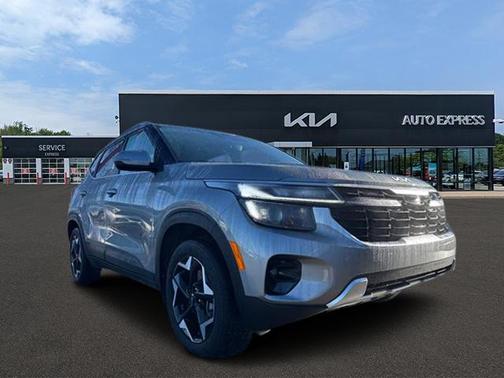 2024 Kia Seltos EX IVT AWD