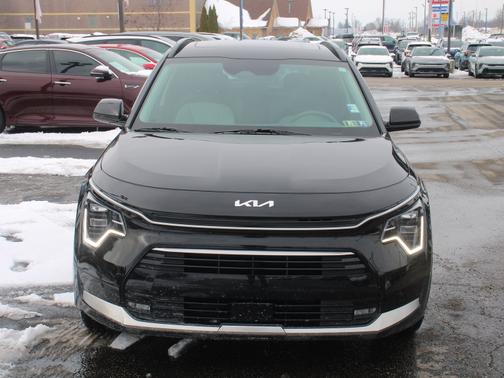 2023 Kia Niro SX Touring