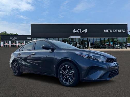 Gravity Gray 2023 Kia Forte LXS IVT Sedan