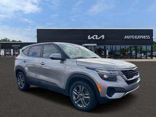 2022 Kia Seltos LX IVT AWD