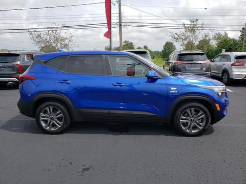 Neptune Blue 2021 Kia Seltos LX IVT AWD