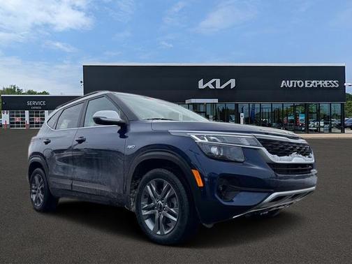 2023 Kia Seltos S IVT AWD