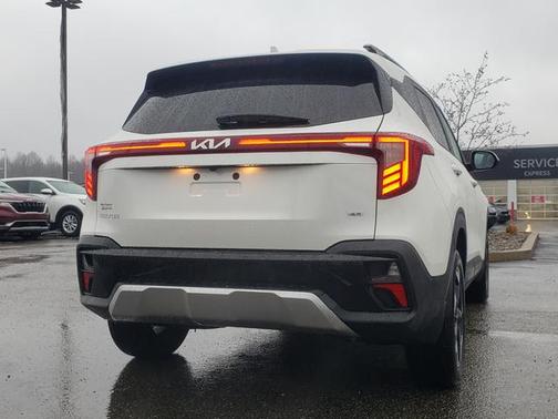 2025 Kia Seltos S IVT AWD