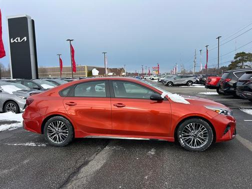 2023 Kia Forte GT-Line IVT