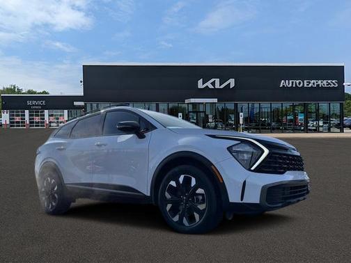 Glacial White Pearl 2023 Kia Sportage X-Line AWD SUV