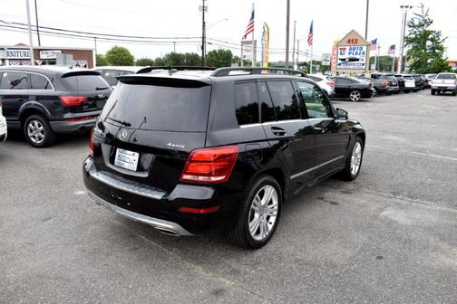 Photo 4 of 25 of 2013 Mercedes-Benz GLK-Class GLK 350 4MATIC