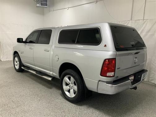 2019 RAM 1500 SLT