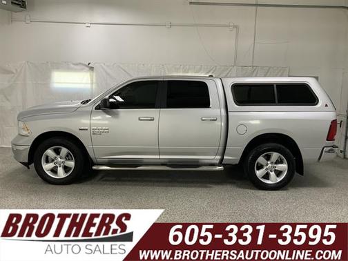 2019 RAM 1500 SLT