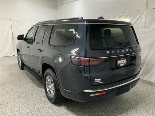 2023 Jeep Wagoneer Series II