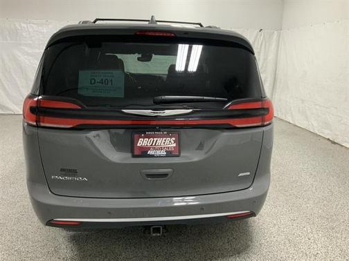 2021 Chrysler Pacifica L