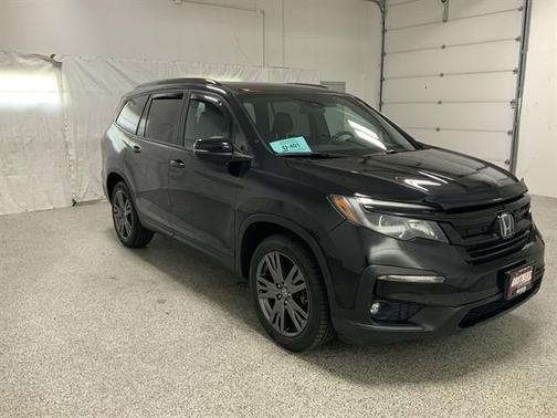 Crystal Black Pearl 2022 Honda Pilot AWD Sport