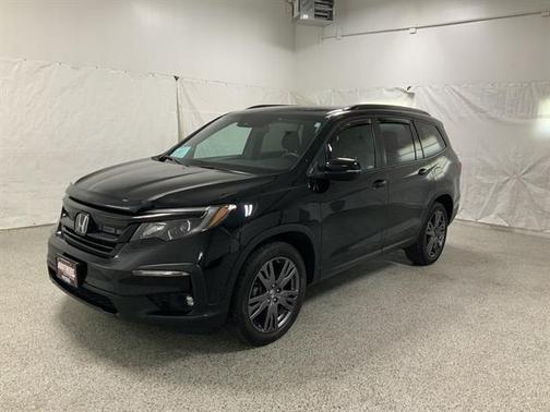 Crystal Black Pearl 2022 Honda Pilot AWD Sport
