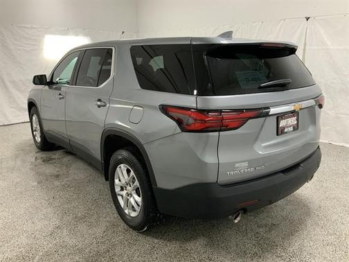 2023 Chevrolet Traverse LS