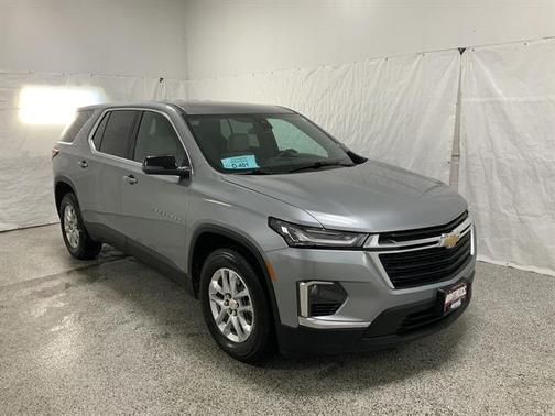 2023 Chevrolet Traverse LS