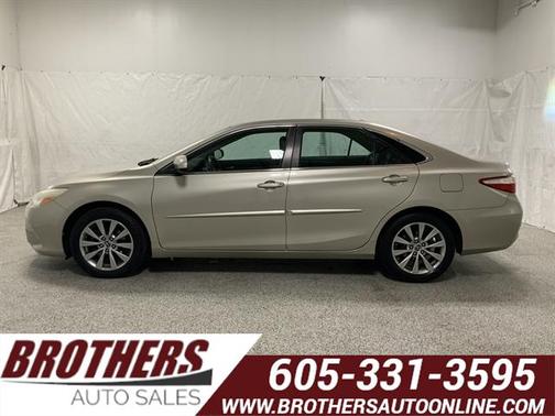 Creme Brulee 2016 Toyota Camry XLE