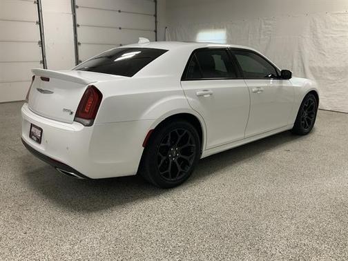 Bright White Clearcoat 2019 Chrysler 300 S
