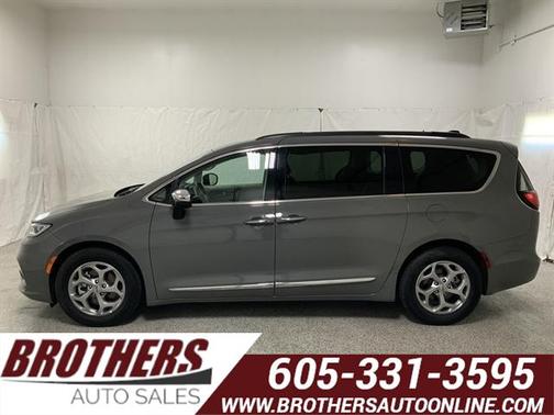 2023 Chrysler Pacifica Limited