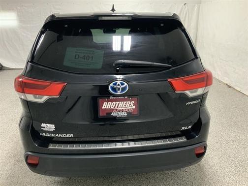 2017 Toyota Highlander Hybrid XLE