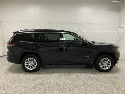 2022 Jeep Grand Cherokee L Laredo