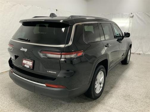 2022 Jeep Grand Cherokee L Laredo