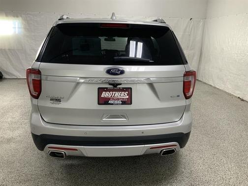 2017 Ford Explorer Platinum