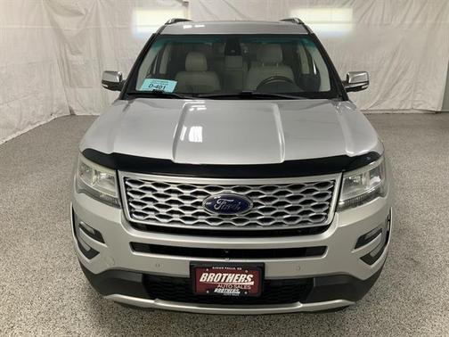 2017 Ford Explorer Platinum