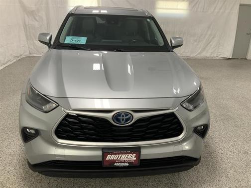 2022 Toyota Highlander Hybrid XLE