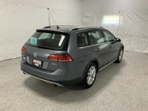 2019 Volkswagen Golf Alltrack TSI S