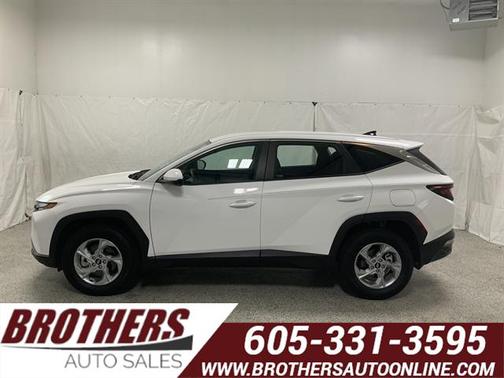 2024 Hyundai TUCSON SE