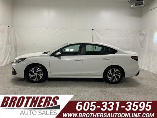Crystal White Pearl 2025 Subaru Legacy Premium