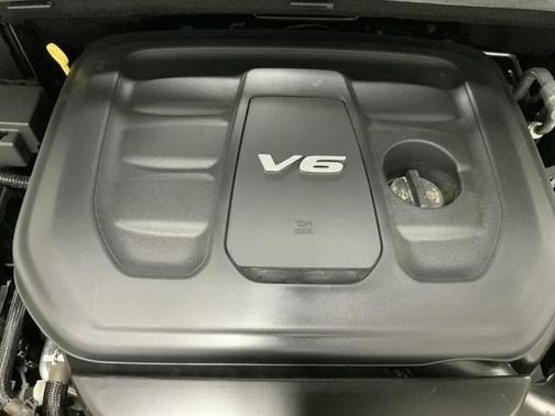 Photo 5 of 32 of 2018 Jeep Grand Cherokee Limited