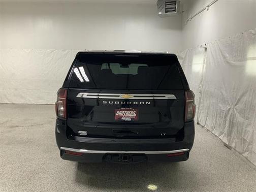 2024 Chevrolet Suburban LT