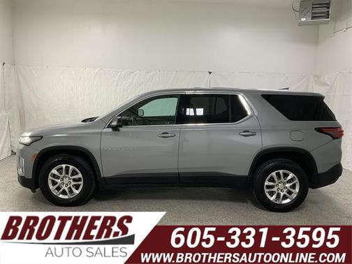 2023 Chevrolet Traverse LS