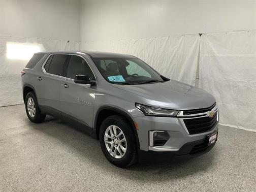 2023 Chevrolet Traverse LS