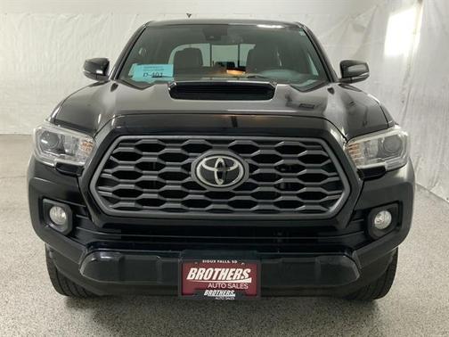 Midnight Black Metallic 2021 Toyota Tacoma TRD Sport