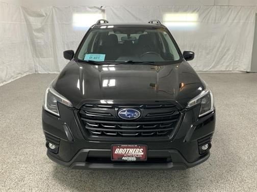 Crystal Black Silica 2024 Subaru Forester Premium
