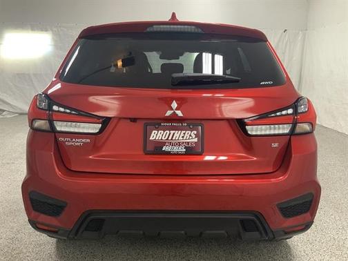 2025 Mitsubishi Outlander Sport SE