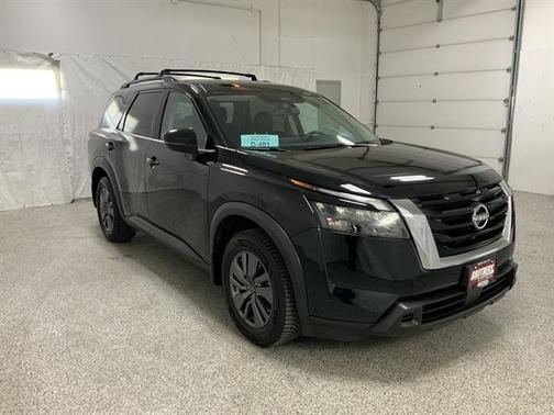 2024 Nissan Pathfinder SV 4WD