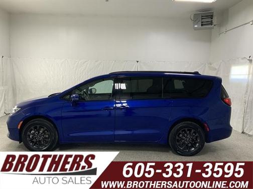 2021 Chrysler Pacifica Limited