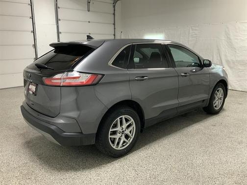 Gray Metallic 2021 Ford Edge SEL