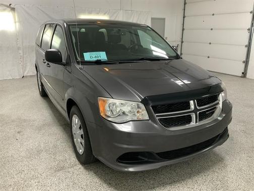 Granite Pearlcoat 2017 Dodge Grand Caravan SE