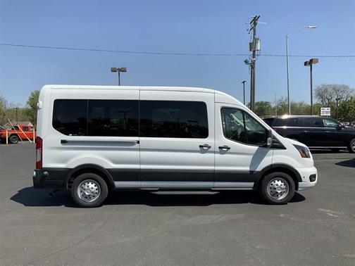 2024 Ford Transit-350 XLT