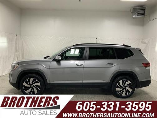 2025 Volkswagen Atlas 2.0T SE w/Technology 4MOTION